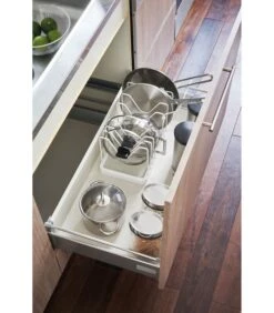 Yamazaki Extendable Pot Lid & Pan Holder - Tower - White 10 Yamazaki Extendable Pot Lid & Pan Holder - Tower - White -Thuis Accessoires Winkel 007761c73a9041dfb77ef77d1e0cef11