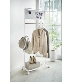 Yamazaki Kids Coat Rack With Panel - Tower - White -Thuis Accessoires Winkel 26d5bca745d44375a5c3d89bd821682a