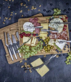 Ultimate Cheese Set Monaco+ - 10 RVS Kaasmessen - Luxe Serveerplank -Thuis Accessoires Winkel 4f11d687b2e544cd98a68b221ed468e1