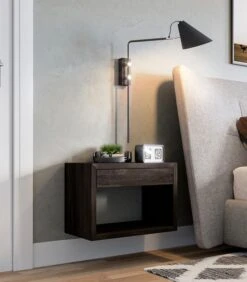 Zwevend Nachtkastje HUGO Met Brede Lade In Berkenhout -Thuis Accessoires Winkel 613a667ddebd467bb0480b33ace88ce2