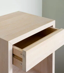 Zwevend Nachtkastje HUGO Met Lade In Berkenhout -Thuis Accessoires Winkel 72ffce972fb3479b81d19d9c123f009c