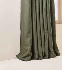 Gordijn Met Zwarte Ringen CARLINA 9 Gordijn Met Zwarte Ringen CARLINA -Thuis Accessoires Winkel adb6eea1ce4d4aa1ab5f239058235dca